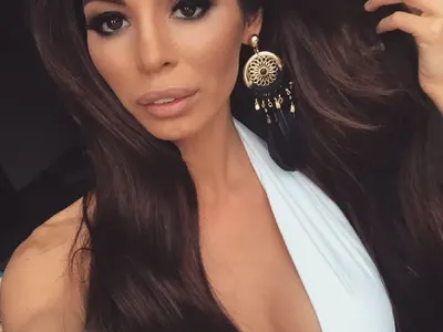 Мегз работи на Свети Валентин! Любовният й живот е все по-зле