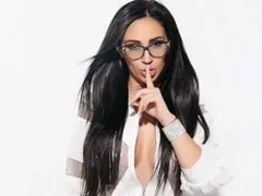 Мис Силикон топи дупарата във фитнеса след огромен гаф (Снимка)