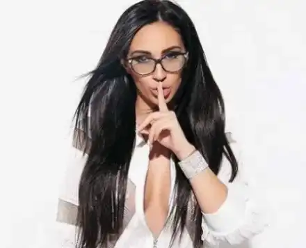 Мис Силикон топи дупарата във фитнеса след огромен гаф (Снимка)