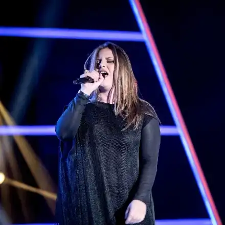 Най-добрата приятелка на Симона Загорова е двойничка на Адел!