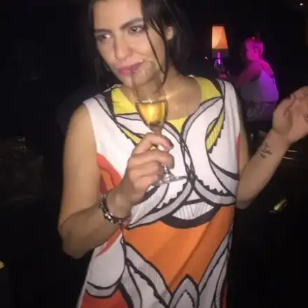 Пияната Деси Цонева се бъзика със Сашка Васева по телефона + връща ли се в БНТ?