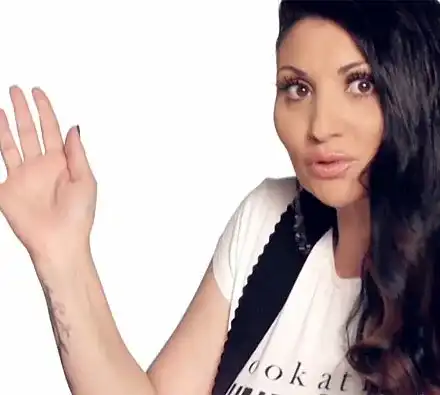 Софи Маринова се страхува от английски