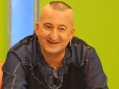 Защо Дони изглежда зловещо? (СНИМКИ)