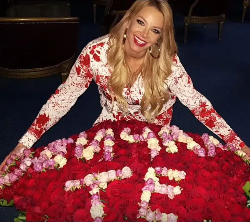 101 рози за ЧРД на Емилия