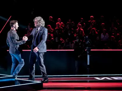 Актьор, снимал с Люк Бесон, на сцената на „Гласът на България“