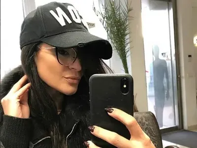 Бременната Преслава яхна порше за 200 бона – подарък от Павел Лазаров (Подробности)