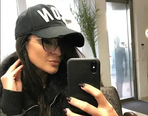 Бременната Преслава яхна порше за 200 бона – подарък от Павел Лазаров (Подробности)