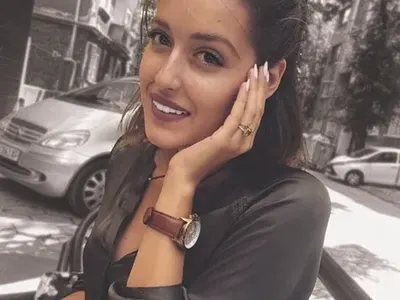 Дъщерята на Гала празнува рожден ден в Мелник (Вижте как я изненада гаджето й)