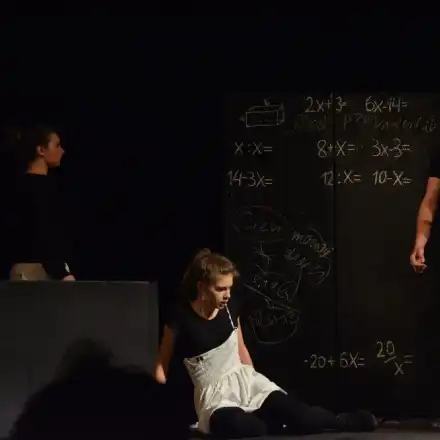 Дъщерята на Радев стана актриса