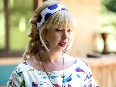 Диана от „Скъпи наследници” набива китайска храна с гадже арменец