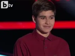 Джендърът Соня от „Гласът на България“ бита от скинари! Изключвана е от училище, сега е в 9 клас