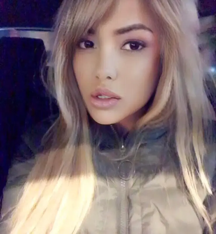 Фолк дивата Адриана заприлича на Джей Ло, след поредната доза пластики