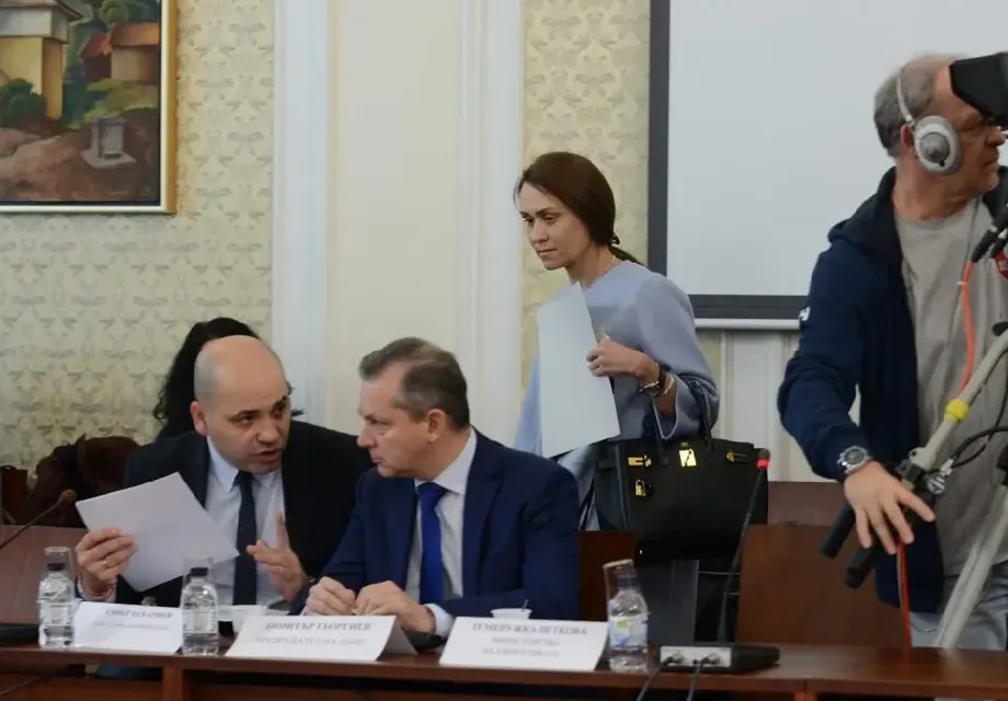 Гинка от Пазарджик с чанти за 200 бона