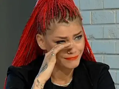 Жана Бергендорф, била пред самоубийство, спи в колата си 3 месеца! Любовник я пребил и я изгонил