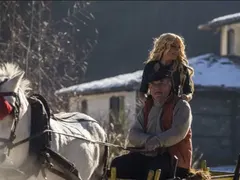 Камелия аха да се пребие от каруца на снимките на „Скъпи наследници“