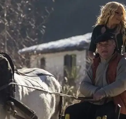 Камелия пяла в ремарке: Разнасяха ме като мечка на синджир за 2 лева!