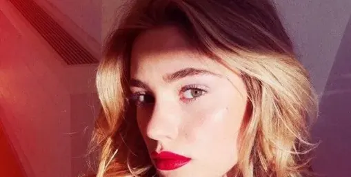 Лекарят на Митьо Очите ще спасява краката на манекенката Кристин! Красавицата заминава за Турция