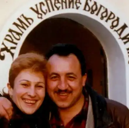 Мая Нешкова чества 40 г. семеен живот