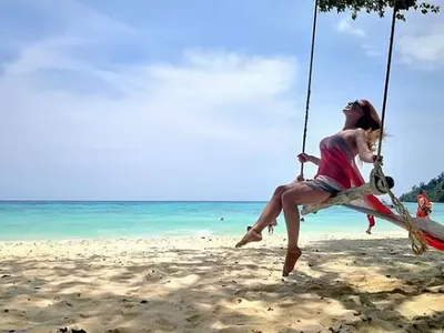 Маймуни нападнаха Нелина! Пръсна 10 бона за 2-седмична почивка за екзотична екскурзия