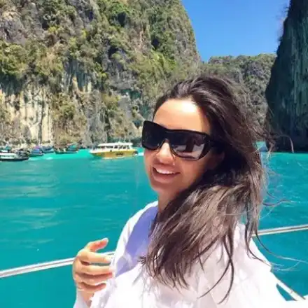 Мъжът на Наталия Гуркова няма нищо против и други да спят с нея! Имат отворен брак – и той си има любовница