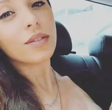 Мика Стоичкова още кърми почти 2 годишната си дъщеря