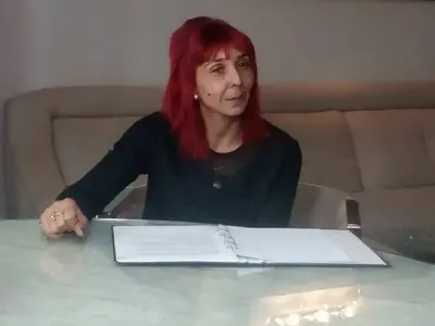 Мисис България 2017 Мари Вачева пали печка на дърва в нови епизод на „Смени жената“