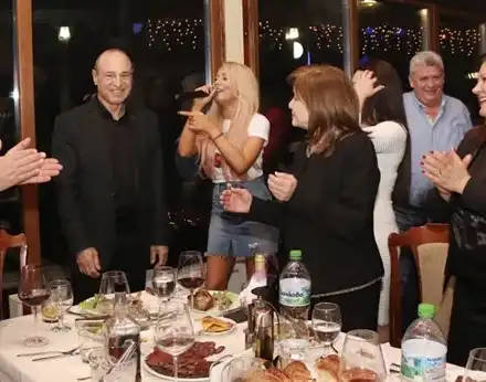 Митко Пайнера отбеляза 65-ия си юбилей с пищен банкет! Празнува с рок (СНИМКИ)