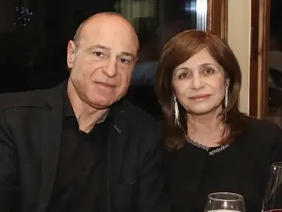 Митко Пайнера отбеляза 65-ия си юбилей с пищен банкет! Празнува с рок (СНИМКИ)