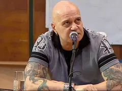 Слави излиза в пенсия от август! 18 години му стигали на екран, влиза в политиката