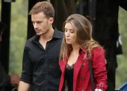 След раздялата Ники хариза школата на Саня! Остави я сама да плаща наема на помещението