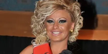 Светлана Василева преспала с цял футболен отбор преди Гущеров! Това й е трети годеж (Имена+Факти+Защо таткото на Християн не иска да я вижда)