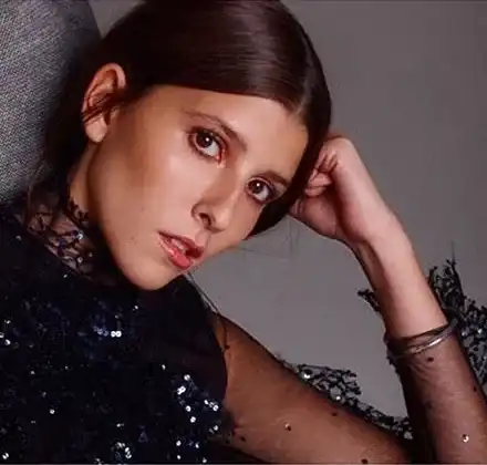 Внучката на царя на купон с Мадона