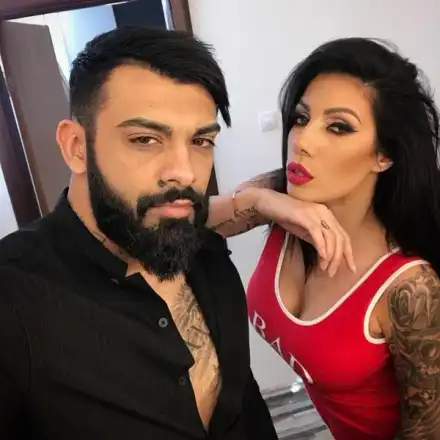 Азис настръхва от гаджето на Гергана Райчевска