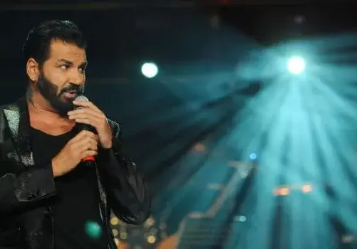 Азис с нов апартамент! Изкара го за час пеене