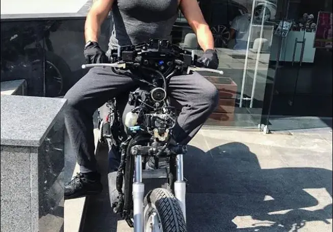 Азис стана терминатор