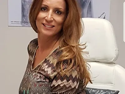 Бакалова ревнува от доведената щерка на Денков! (+ УНИКАЛНИ снимки на бившата му съпруга)