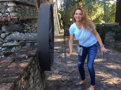 Бакалова ревнува от доведената щерка на Денков! (+ УНИКАЛНИ снимки на бившата му съпруга)