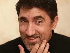 Башар Рахал пак на калъп с младо гадже!