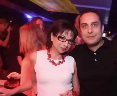 Цветанка Ризова вдига сватба! Омъжва се за младия анестезиолог Веселин Йолов на 6 май!