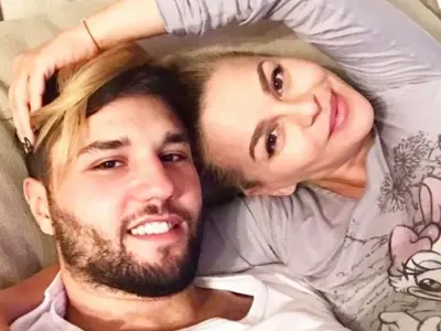 Деси Слава:  Няма да се върна скоро на сцената, искам  да съм майка!