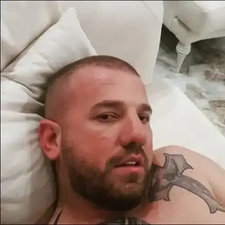 Динко бълнува: Оперирах си носа и вече съм красив!