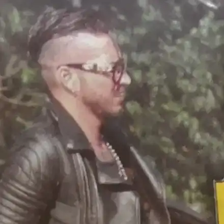 Джино пак с пищов в гащите. Пази руси мацки (Фото)