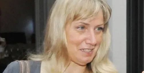 Елена Йончева пръсна хилядарки за сина си
