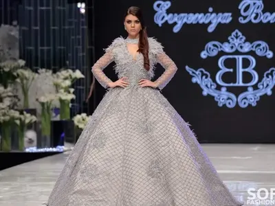 Евгения Борисова закри Sofia Fashion Week с уникална рокля в ливански стил (Ще покори света с този модел)
