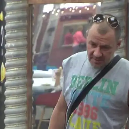 Гъмов подкара женска кола