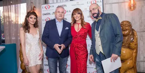 Христо Сираков пие японско уиски сред рояк миски (Снимки)