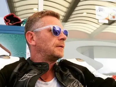 Юлиян Вергов чупил двете си ръце , след като се сбил с крадец, трошил и двата си крака