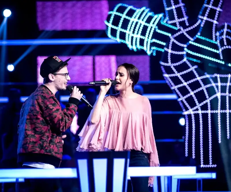 Жесток вокален двубой! Камелия открадна топ певица