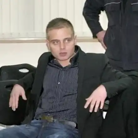 Жоро Главата обикаля намусен