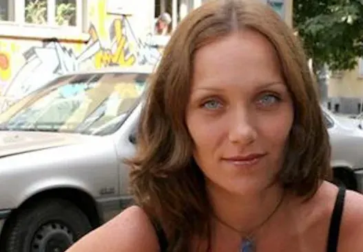 Койна Русева джигит на пътя! Актрисата фучи с над 200 км в час, КАТ я издирва от месеци